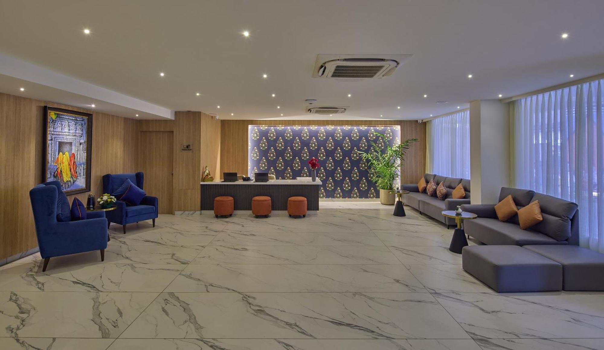 Grand Continent Hebbal A Sarovar Portico Affiliate Hotel Bangalore Buitenkant foto