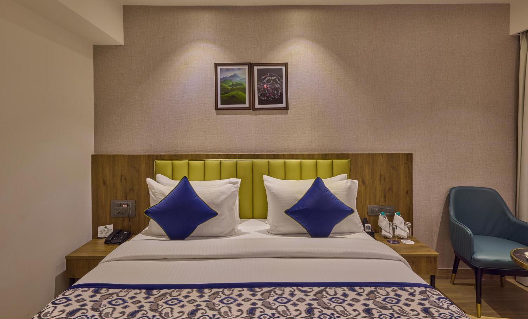 Grand Continent Hebbal A Sarovar Portico Affiliate Hotel Bangalore Buitenkant foto