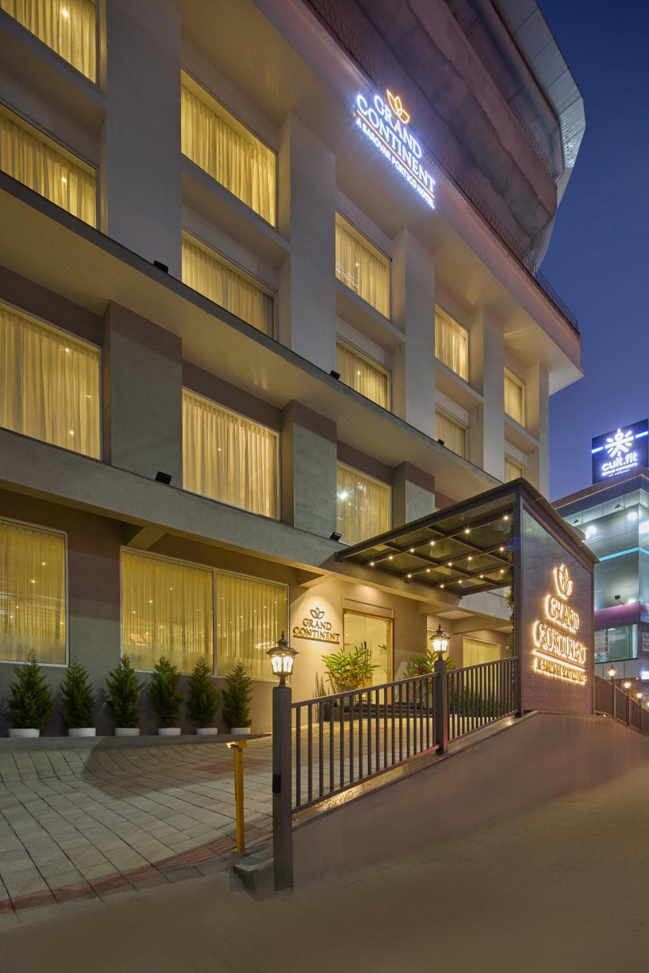 Grand Continent Hebbal A Sarovar Portico Affiliate Hotel Bangalore Buitenkant foto